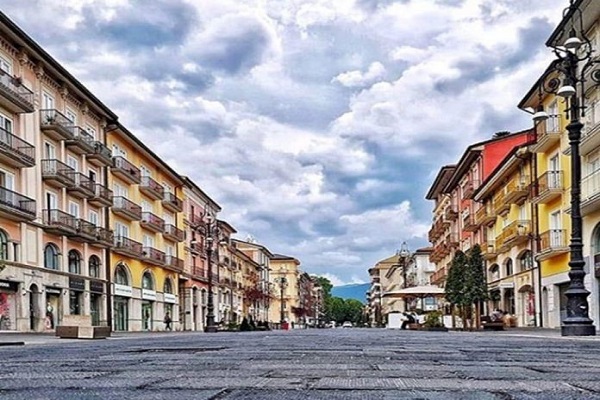 AVELLINO-696x557