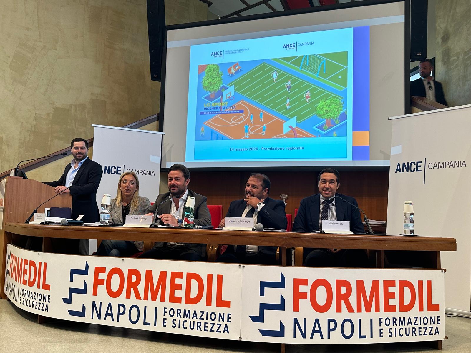- tavolo relatori