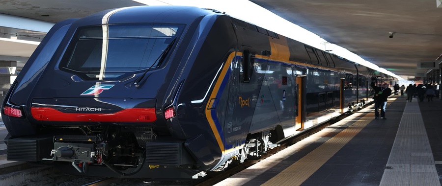 Treno elettrico doppio piano