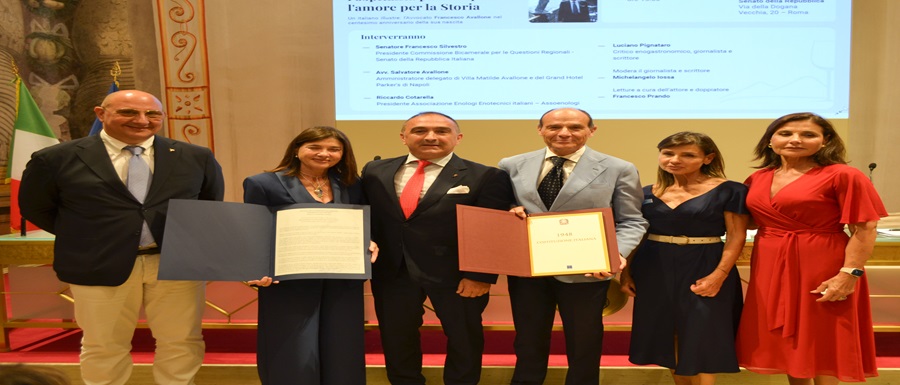 La consegna della riproduzione della Costituzione Italiana e dell'estratto del Codice Leicester (17)