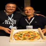 03 Pitti Pizza & Friends - il patron Maurizio Falcone con il consulente tecnico Nunzio Mascolo (1)