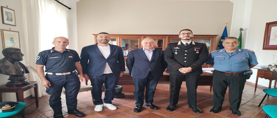 comandante della Compagnia dei Carabinieri di Solofra in visita al Comune di Montoro