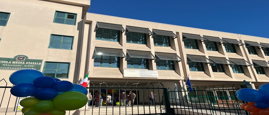 Taglio_nastro_scuola (7)