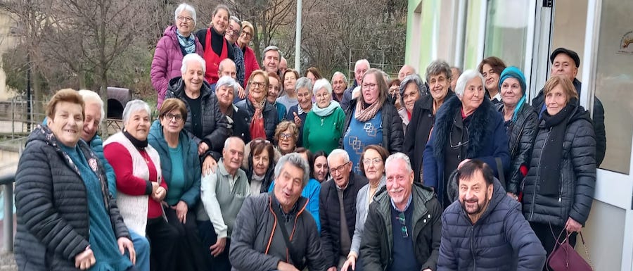 foto circolo anziani