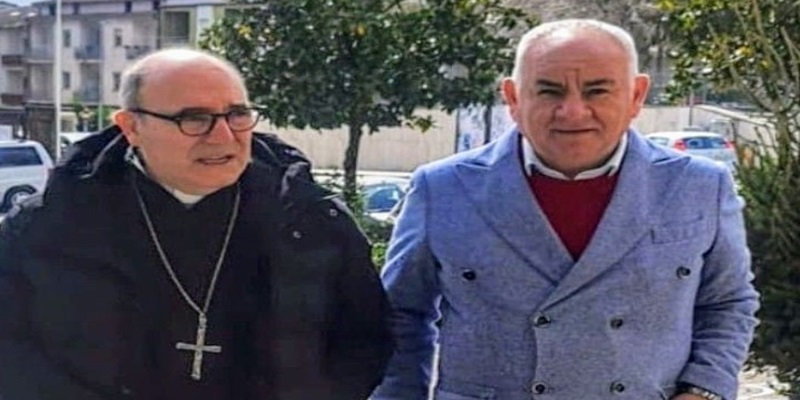 Filiberto-Parente-con-monsignor-Accrocca (1)