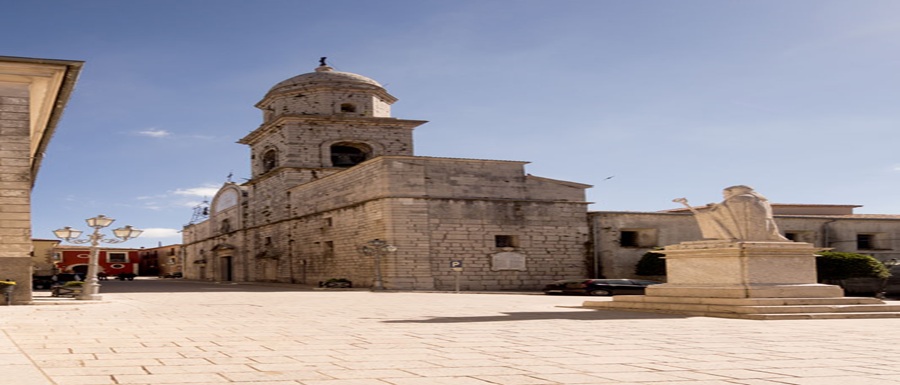 piazza sant'amato e cattedrale