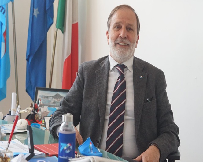 Il segretario generale Uil Campania Giovanni Sgambati