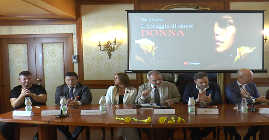 Il Coraggio di essere donna - presentazione Napoli (1)